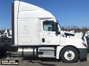 2020 Freightliner Cascadia  126 Sleeper Truck in New Jersey
