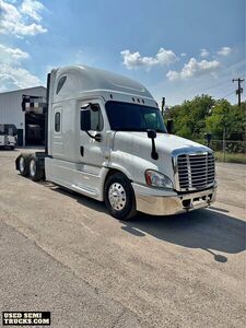 2020 Freightliner Cascadia  125 Sleeper Truck in Texas