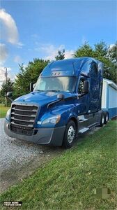 Freightliner Cascadia Sleeper Truck in Kentucky