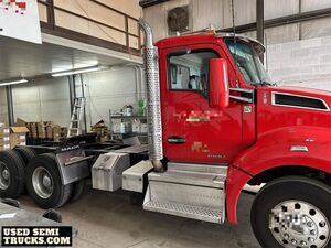 2020 Kenworth T880 Day Cab Truck in Illinois